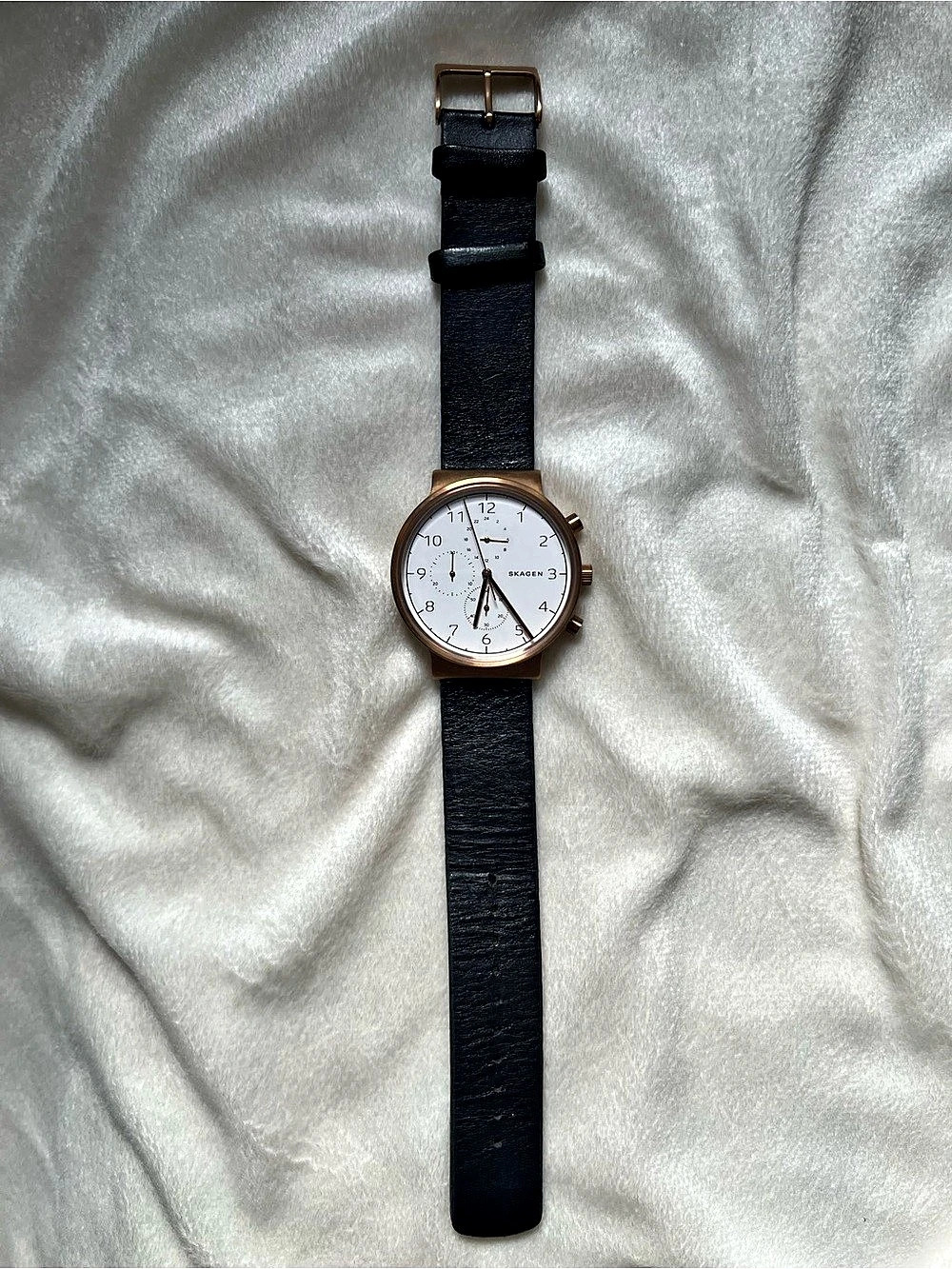Skagen Ancher Chronograph Leather Watch Black & Gold-Needs a new battery✨